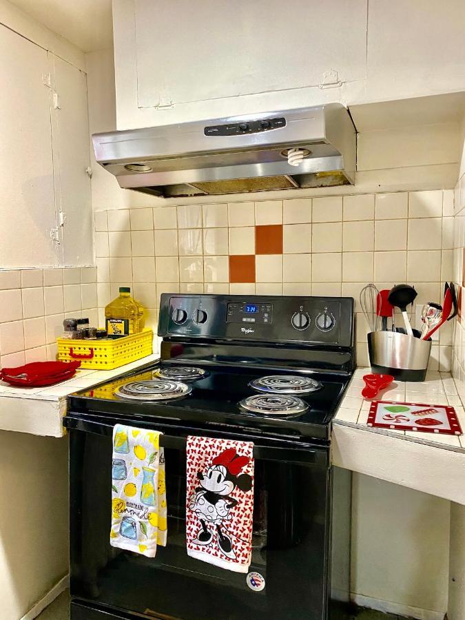 Private Room With Two Twin Beds Air Conditioning And Shared Bathrooms Located Near Seatac Airport And Downtown Seattle Exterior photo