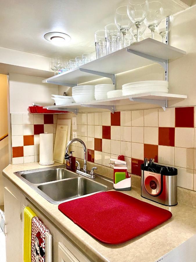 Private Room With Two Twin Beds Air Conditioning And Shared Bathrooms Located Near Seatac Airport And Downtown Seattle Exterior photo