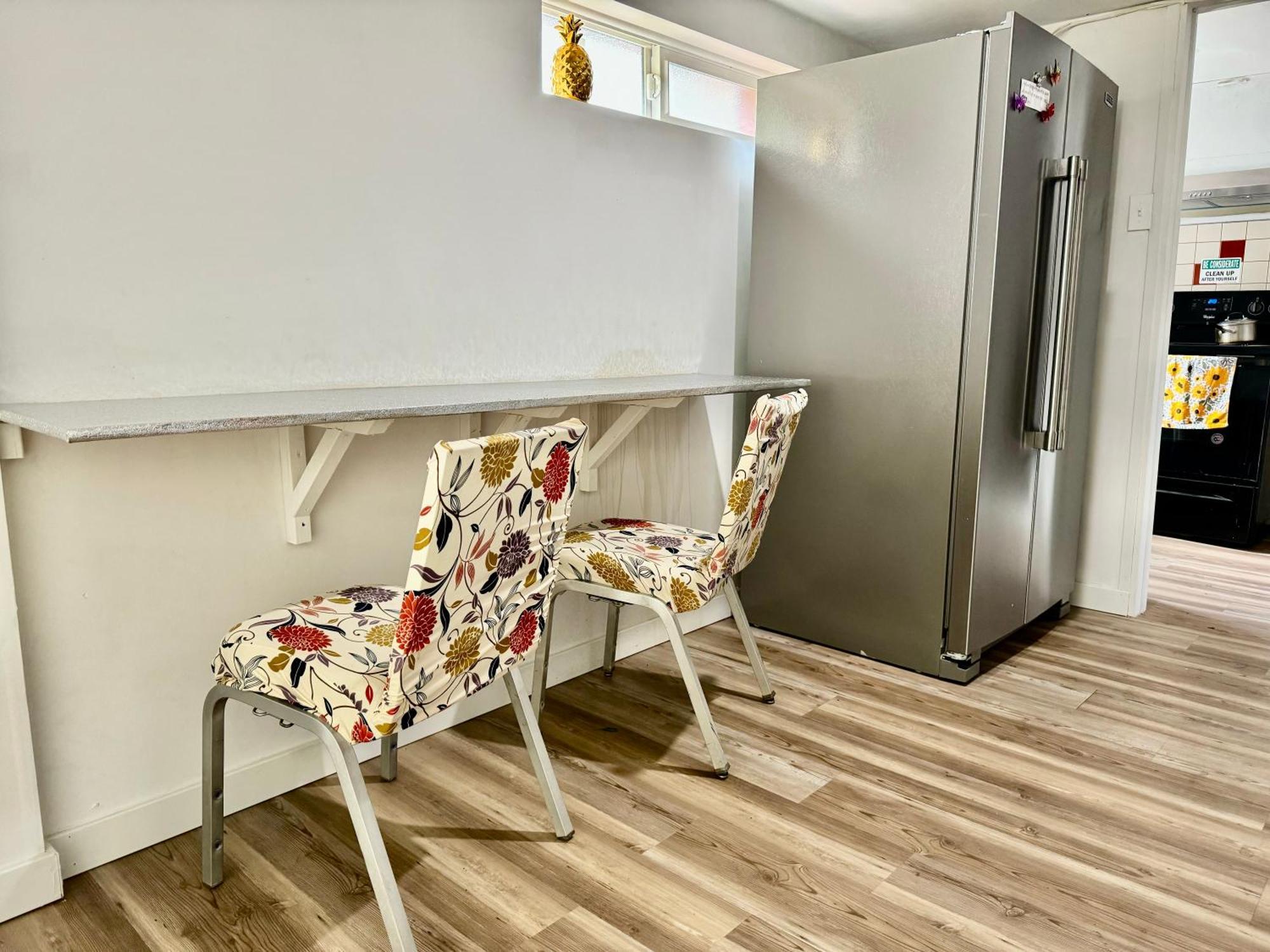 Private Room With Two Twin Beds Air Conditioning And Shared Bathrooms Located Near Seatac Airport And Downtown Seattle Exterior photo